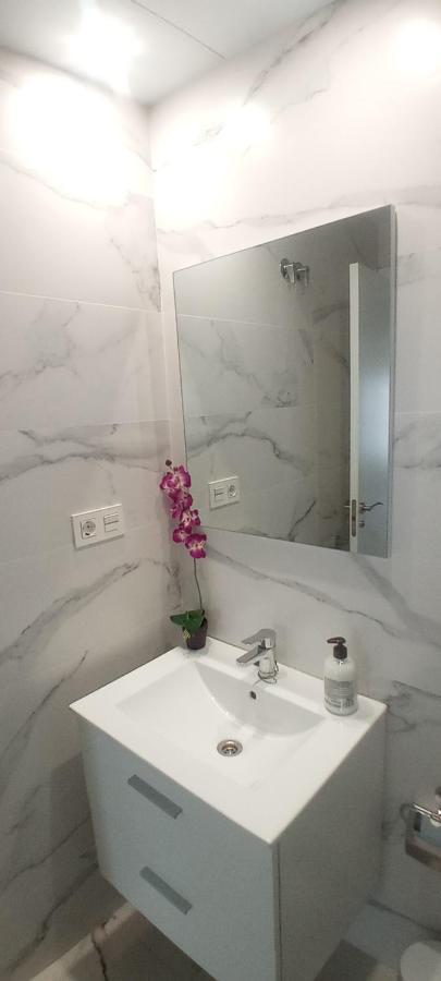 Apartamento 3 Home Suites Almería Zewnętrze zdjęcie