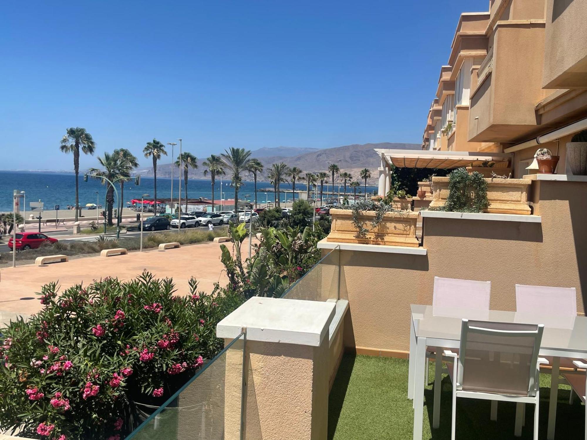 Apartamento 3 Home Suites Almería Zewnętrze zdjęcie